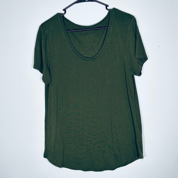 Women’s Ana Olive Green Short Sleeve Top - Picture 1 of 4